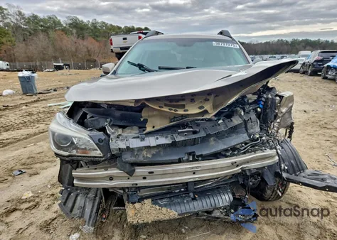 2015 Subaru Outback 2.5I Limited z USA, uszkodzony, nr VIN 4S4BSANC2F3358845